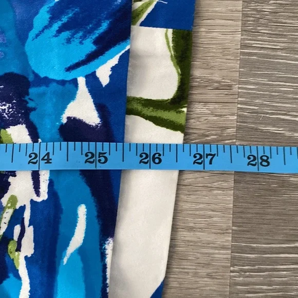 LANE BRYANT Blue and White Floral A-Line Skirt - Plus Size 22 - EUC - Picture 4 of 4